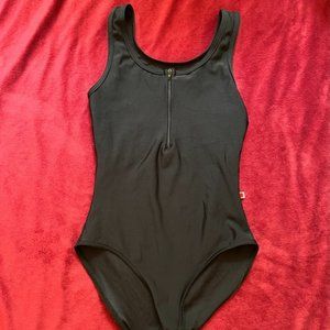 YUMIKO LEOTARD BLACK CORA STYLE BUST PANEL HIGH LEG MEDIUM ZIP FRONT